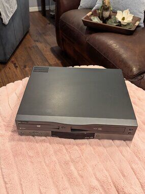 Go Video DVR4000 DVD and VCR Combo Player